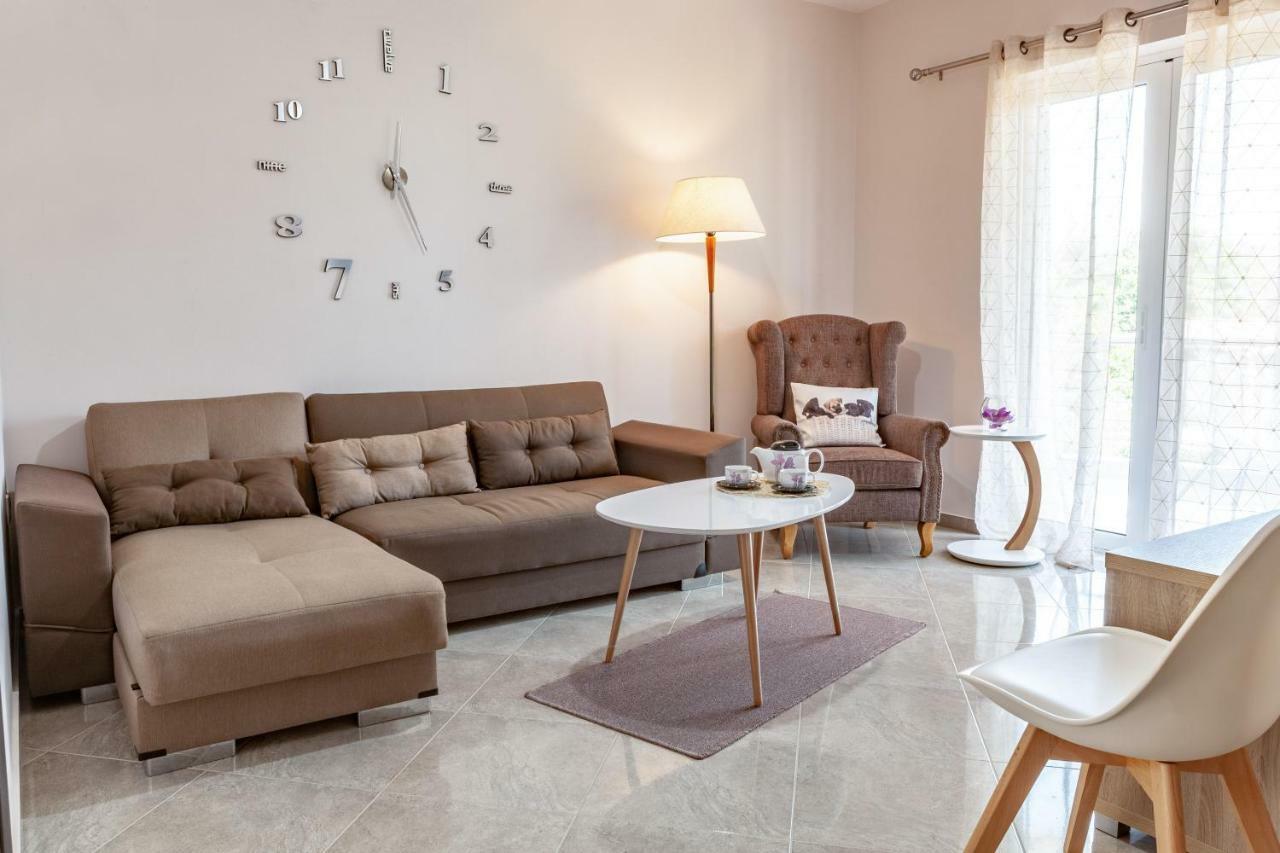 John Apartments Drépano Kültér fotó